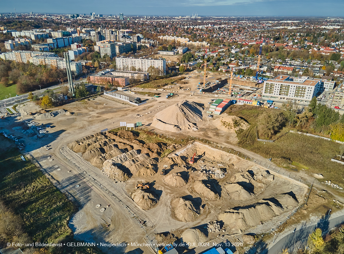13.11.2020 - Piederstorfer Gelände und Alexisqaurtier am Karl-Marx-Ring in Neuperlach